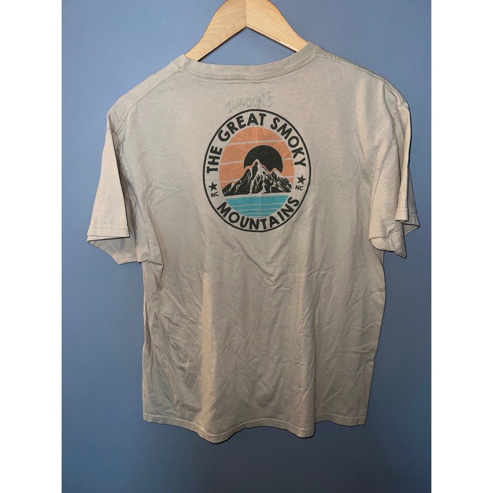Bowery Supply Co Great Smoky Mountains North Carolina Graphic Tee Tan Mens Large